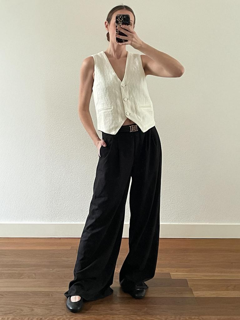 Gilet reformation maat M np €200, Kleding | Dames, Tops, Maat 38/40 (M), Wit, Ophalen of Verzenden, Zo goed als nieuw