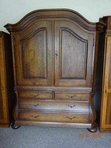 zware eiken kast, Ophalen, Gebruikt, Met deur(en), 200 cm of meer