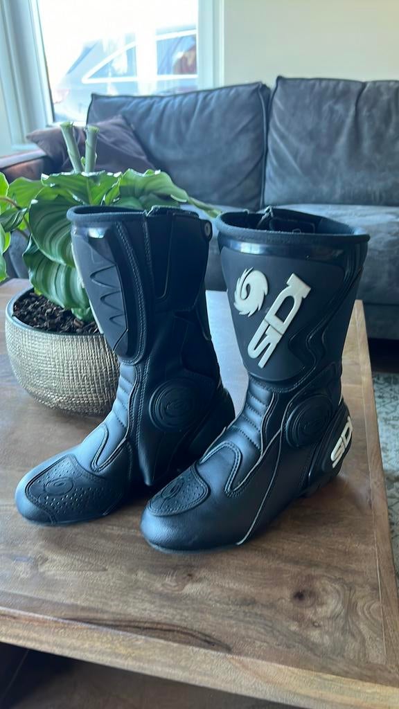 Sidi motorlaarzen dames maat 37, Motoren, Kleding | Motorkleding, Ophalen, Tweedehands, Dames, Laarzen