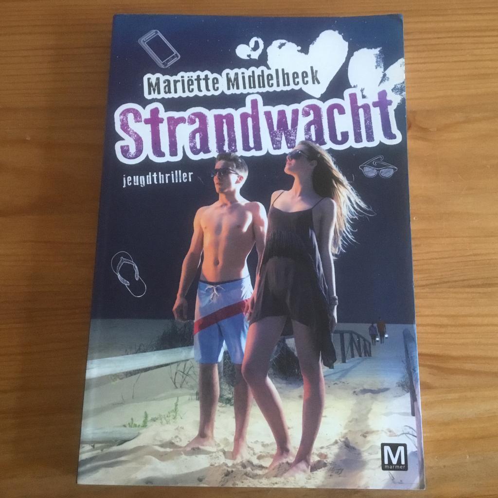 Mariëtte Middelbeek - Strandwacht, Ophalen of Verzenden, Zo goed als nieuw, Mariëtte Middelbeek