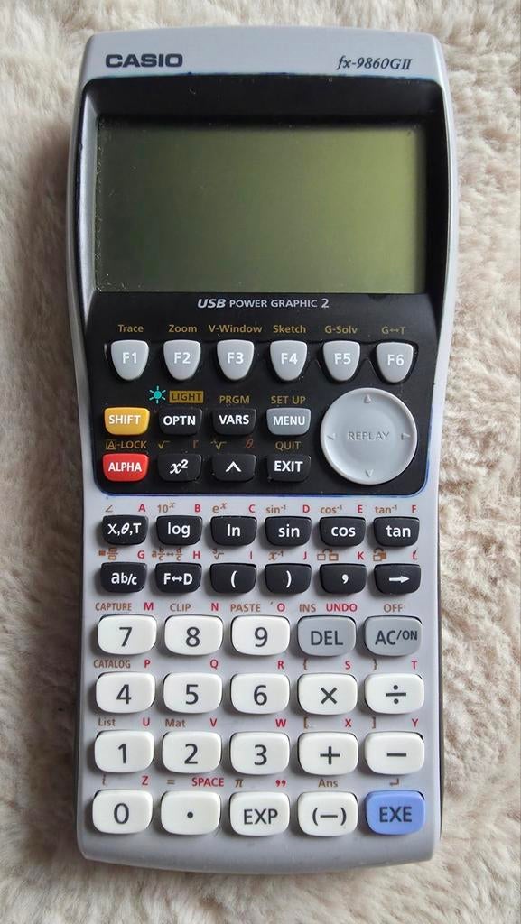 Casio fx-9860GII rekebmachine, Ophalen, Grafische rekenmachine, Gebruikt