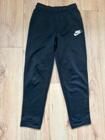 Nike fleece trainingsbroek sportbroek zwart L 146 152 158, Ophalen of Verzenden, Gebruikt, Jongen, Sport- of Zwemkleding