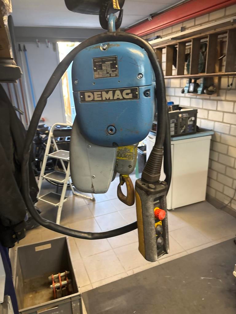 DEMAG Elektrische Takel 500kg - Robuust en Betrouwbaar, Doe-het-zelf en Verbouw, Ophalen, Gebruikt, Elektrisch