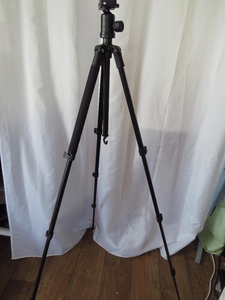 Cameron statief T100 BH met tas, Gebruikt, 150 tot 175 cm, Met balhoofd, Ophalen of Verzenden