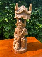 Handgesneden Alpen beeld man met fluit Black Forest stijl, Antiek en Kunst, Kunst | Beelden en Houtsnijwerken, Ophalen of Verzenden