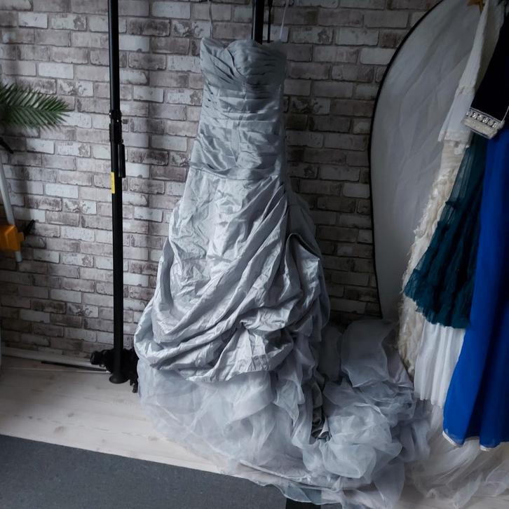 Gala / fotoshootjurk met sleep en rijgkoord, Kleding | Dames, Gelegenheidskleding, Zo goed als nieuw, Galajurk, Maat 42/44 (L)