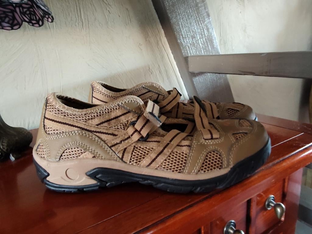 HN bruine open wandelschoenen 39, Ophalen of Verzenden, Overige typen, Overige merken