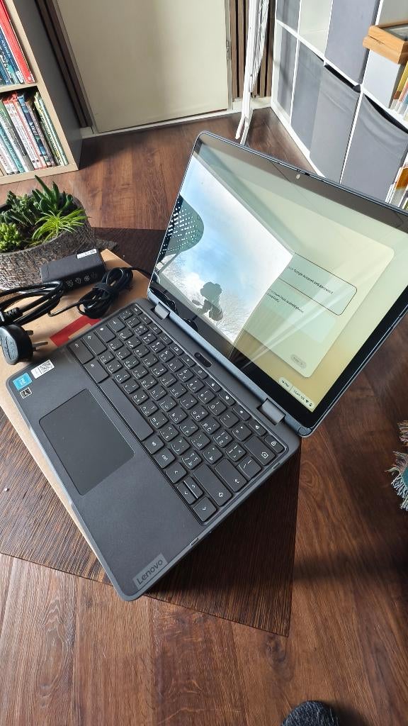 Lenovo 500e Yoga Chromebook Gen 4, Computers en Software, Chromebooks, 8 GB, Touchscreen, Nieuw, Ophalen of Verzenden