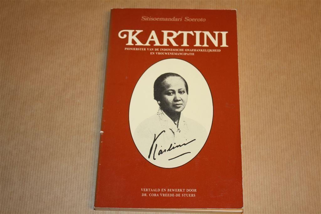 Kartini - Pionierster van de Indonesische onafhankelijkheid, Ophalen of Verzenden, Zo goed als nieuw