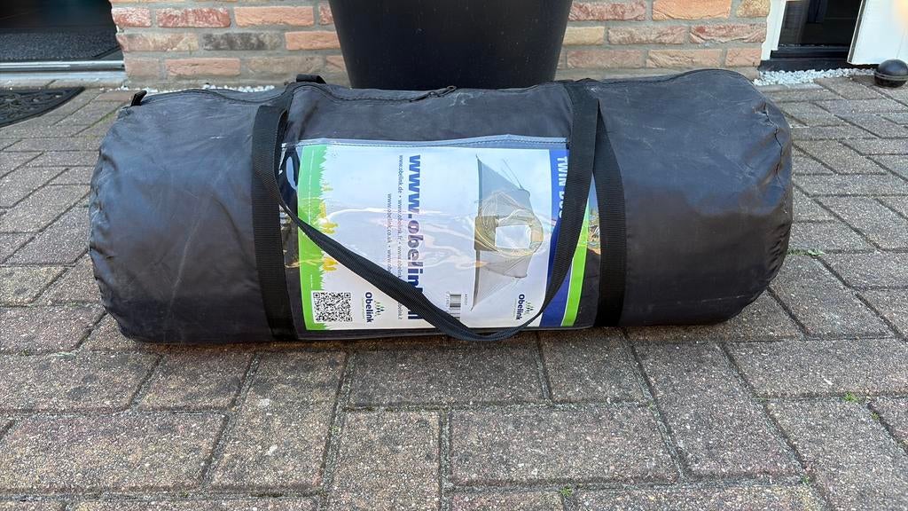 4 persoons tent ZGAN!, Caravans en Kamperen, Ophalen, Zo goed als nieuw