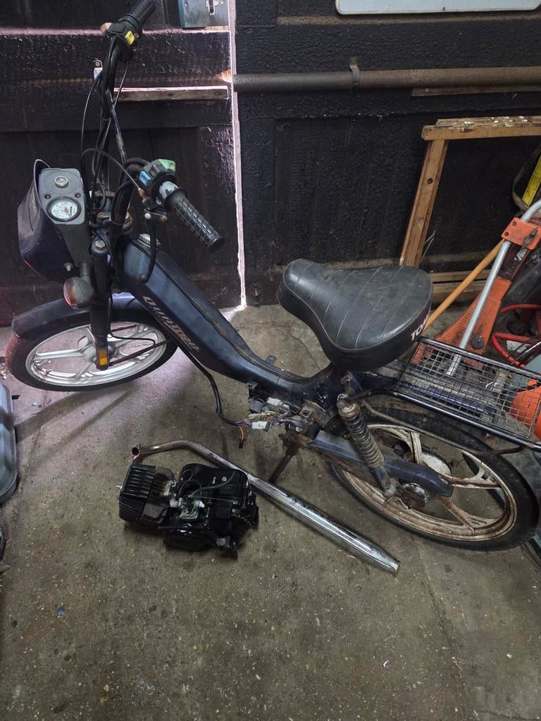 TOMOS FRAME/MOTORBLOK/UITLAAT, Ophalen, Gebruikt, Quadro
