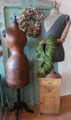 Antieke paspop M/V paspoppen, Ophalen