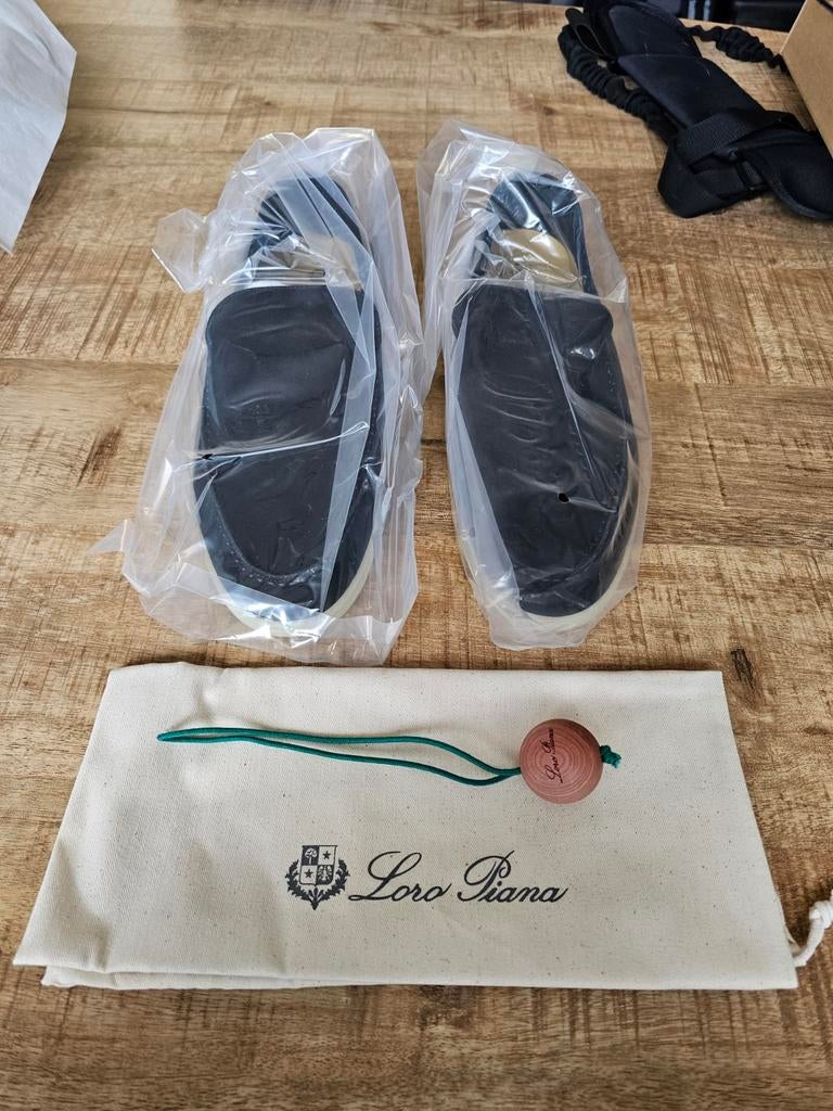 Loro Piana Summer loafers walk suede maat 43 zwart, Loafers, Zwart, Nieuw, Ophalen of Verzenden