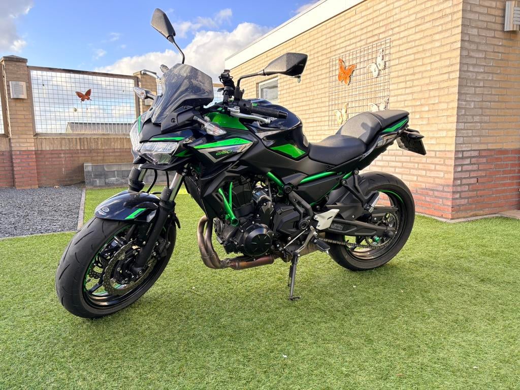 Kawasaki Z650 - Sportieve Naked Bike, 2 cilinders, Particulier, Meer dan 35 kW, Minimaal motorrijbewijs A2