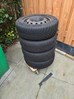Setje stalen velgen met winterbanden voor Peugeot 206, Gebruikt, 15 inch, Velg(en), 175 mm