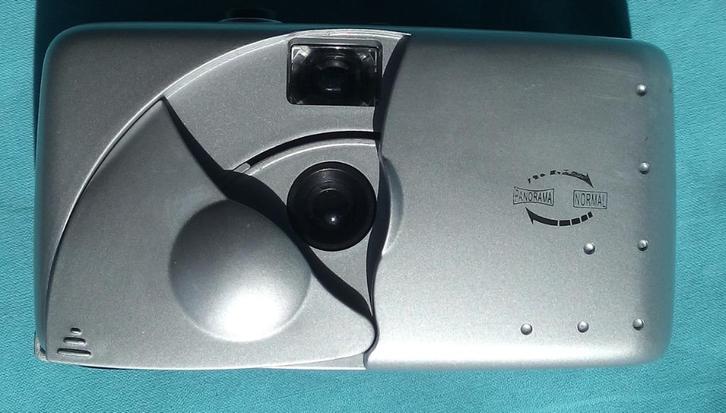 1980s YVES ROCHER ANALOGE FOTO CAMERA 28 mm 35 mm FOCUS FREE, Audio, Tv en Foto, Fotocamera's Analoog, Zo goed als nieuw, Overige Merken