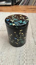 Vintage blik met bloemen planten en vlinders Mads Stage, Ophalen of Verzenden, Gebruikt, Overige