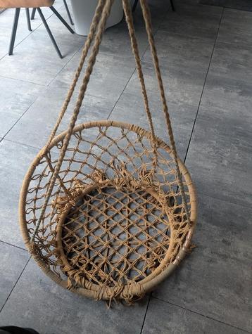 Hangstoel knoet beschikbaar voor biedingen