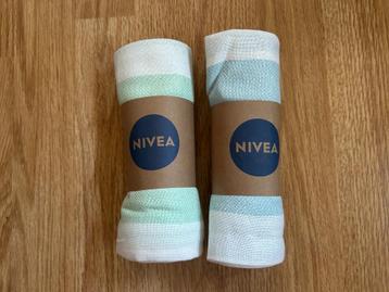 2x Strandhanddoek nieuw beschikbaar voor biedingen