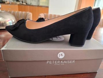 Peter Kaiser Zwarte Suède Pumps Maat 8 beschikbaar voor biedingen