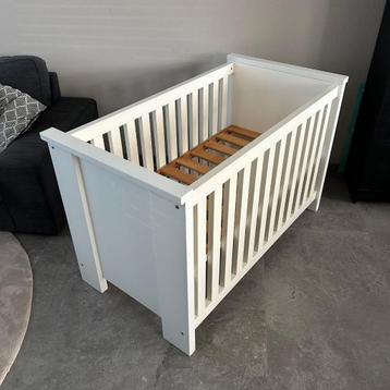 Ledikant 60x120 beschikbaar voor biedingen