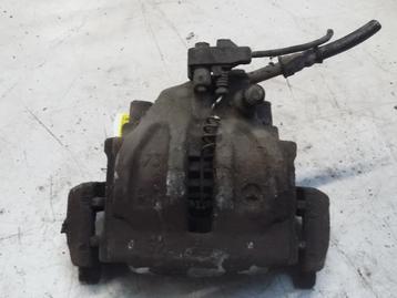 Remklauw (Tang) links-achter van een Volkswagen LT beschikbaar voor biedingen