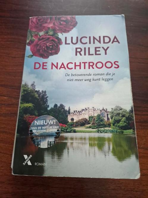 Lucinda Riley - De nachtroos, Boeken, Literatuur, Zo goed als nieuw, Amerika, Ophalen of Verzenden