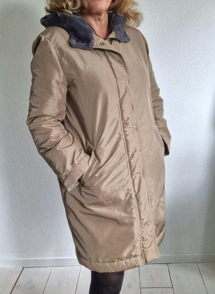 No Man's Land winterjas. Maat 42. Champagne, Kleding | Dames, Jassen | Winter, Nieuw, Maat 42/44 (L), Beige, Ophalen of Verzenden