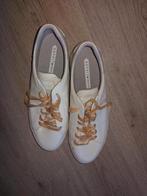 Witte lage esprit sneakers maat 40, Kleding | Dames, Ophalen of Verzenden, Zo goed als nieuw, Wit, Sneakers of Gympen