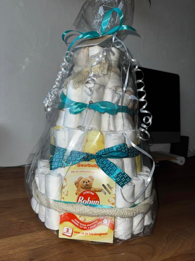 Luiertaart, Ophalen, Nieuw