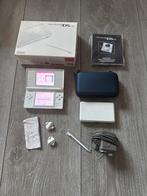 Nintendo DS Lite - Wit - Compleet met accessoires, Spelcomputers en Games, Wit, Ophalen of Verzenden, Zo goed als nieuw, Met beschermhoes of tas