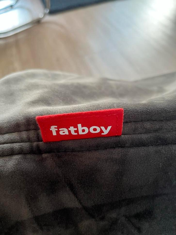Fatboy poef grijs - Zo goed als nieuw!, Huis en Inrichting, Banken | Voetenbanken en Poefen, Zo goed als nieuw, 50 tot 75 cm, Rond