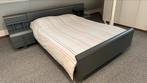 Twee persoons bed met nachtkastjes en spiegeltafel, Ophalen, Gebruikt, Tweepersoons