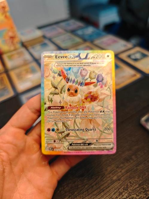😺 Eevee ex 167 Prismatic Evolutions, Hobby en Vrije tijd, Verzamelkaartspellen | Pokémon, Zo goed als nieuw, Losse kaart, Ophalen of Verzenden