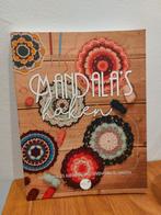 Mandala's Haken - Meer dan 25 Kleurige Motieven, Ophalen of Verzenden, Zo goed als nieuw, Haken, Patroon of Boek