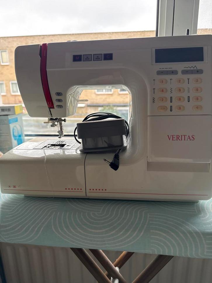 Veritas Naaimachine - Gebruikt, Hobby en Vrije tijd, Naaimachines en Toebehoren, Gebruikt, Naaimachine, Overige merken, Ophalen of Verzenden