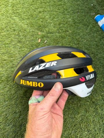 Jumbo Visma Wielerhelm Maat M beschikbaar voor biedingen