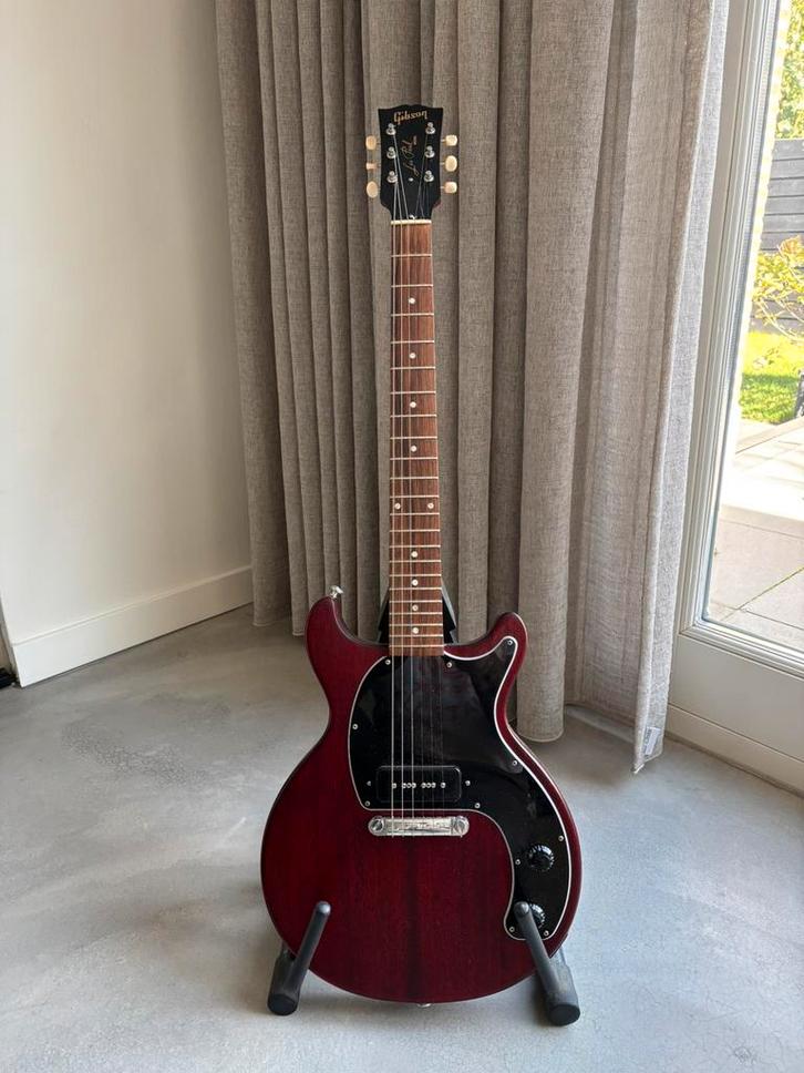 Gibson Les Paul Junior Tribute DC, Worn Cherry 2019, Muziek en Instrumenten, Snaarinstrumenten | Gitaren | Elektrisch, Zo goed als nieuw