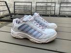 Dames tennisschoenen maat 39 - wit met blauwe accenten, Sport en Fitness, Tennis, Ophalen of Verzenden, Racket, Wilson, L00