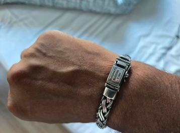 Buddha To Buddha Armband te koop beschikbaar voor biedingen