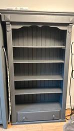 Grijs boekenkast Gratis ophalen, Huis en Inrichting, Kasten | Roldeurkasten en Archiefkasten, Ophalen, Gebruikt, 100 tot 150 cm