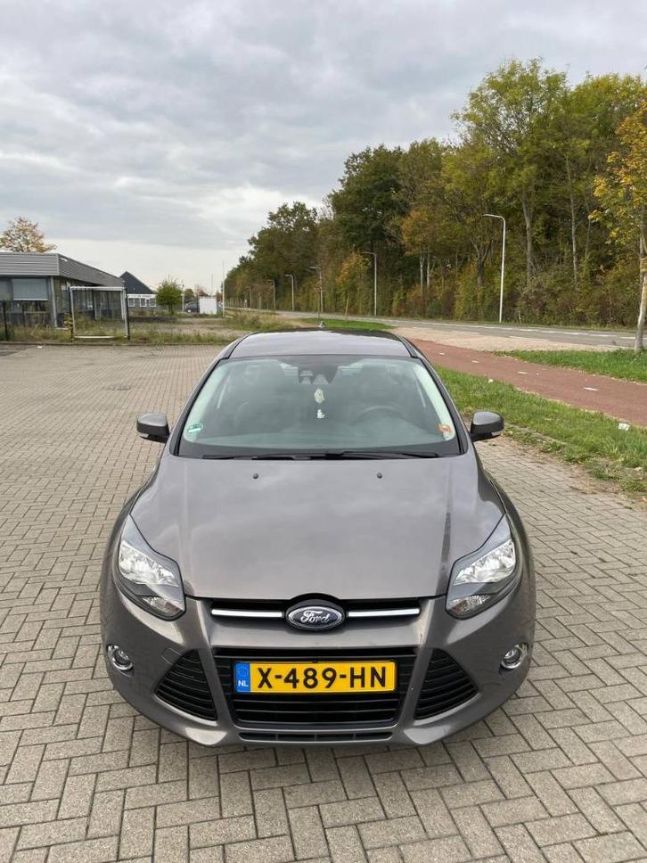 Ford Focus 1.6 Tdci 85KW Wagon 2011 Bruin, Auto's, Ford, Particulier, Focus, ABS, Airbags, Airconditioning, Bluetooth, Boordcomputer