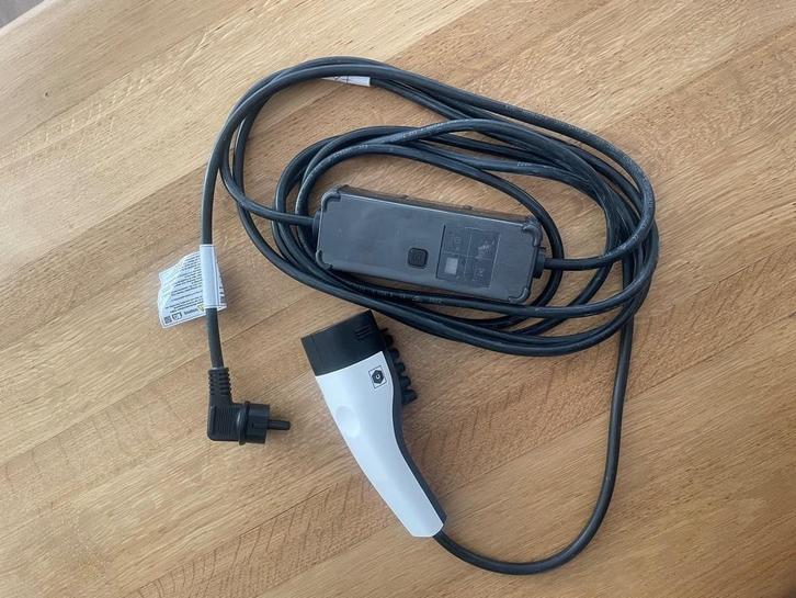 Originele nieuwe Hyundai Kia mobiele EV - PHEV lader 230v, Auto diversen, Laadpalen, Nieuw, Laadpaal en Laadkabel, Ophalen of Verzenden