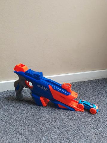 Nitro auto nerf beschikbaar voor biedingen