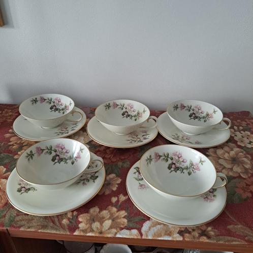 Theeservies Bavaria Selb, Huis en Inrichting, Keuken | Servies, Zo goed als nieuw, Kop(pen) en/of Schotel(s), Overige stijlen