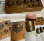 Gewichtjes tot 2 hektogram ontbreken 3 mini gewichtjes, Antiek en Kunst, Antiek | Koper en Brons, Ophalen of Verzenden, Brons