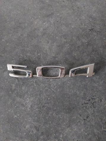 Peugeot 504 Embleem Oldtimer  beschikbaar voor biedingen