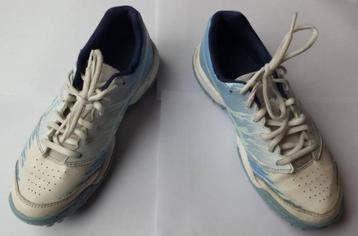 Asics maat 38 hockeyschoen veldschoen veldhockeyschoen beschikbaar voor biedingen