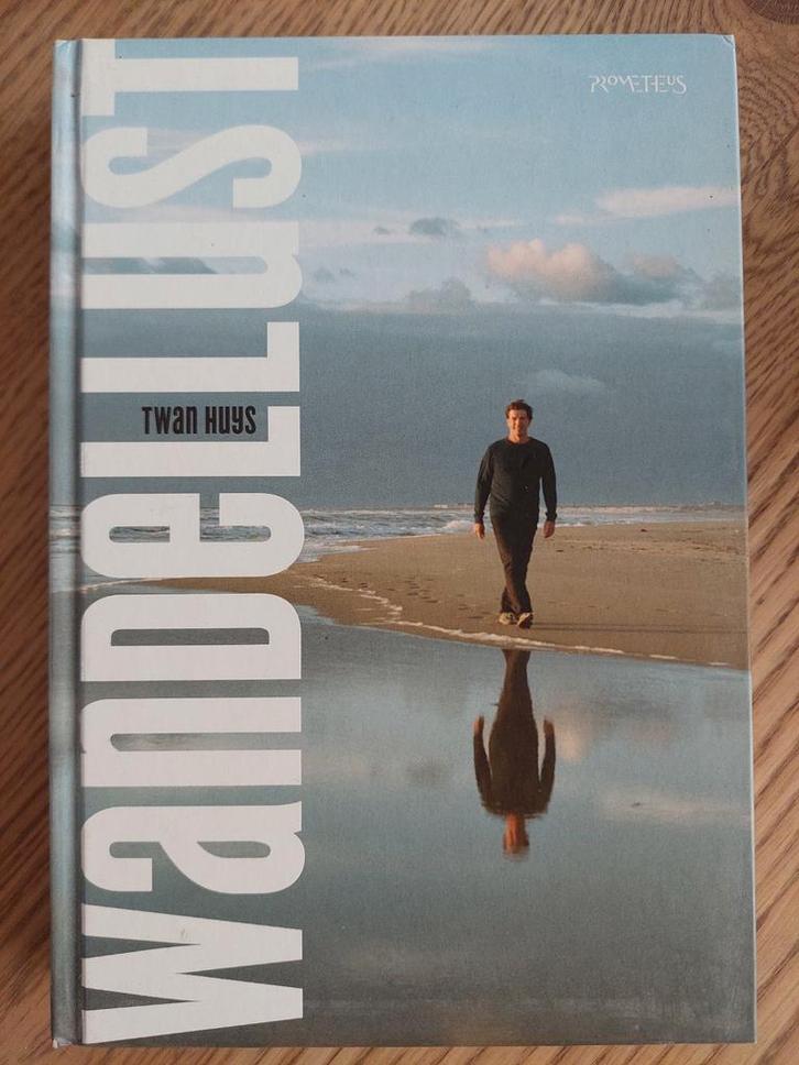 Wandellust - Twan Huys - Wandelgids NL isbn 9789044642865, Boeken, Reisgidsen, Zo goed als nieuw, Fiets- of Wandelgids, Benelux