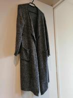 Blauw met zilverdraad vest, Ophalen, Gedragen, Blauw